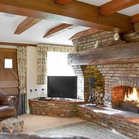 Walled Garden Lodge Ryehill Kültér fotó