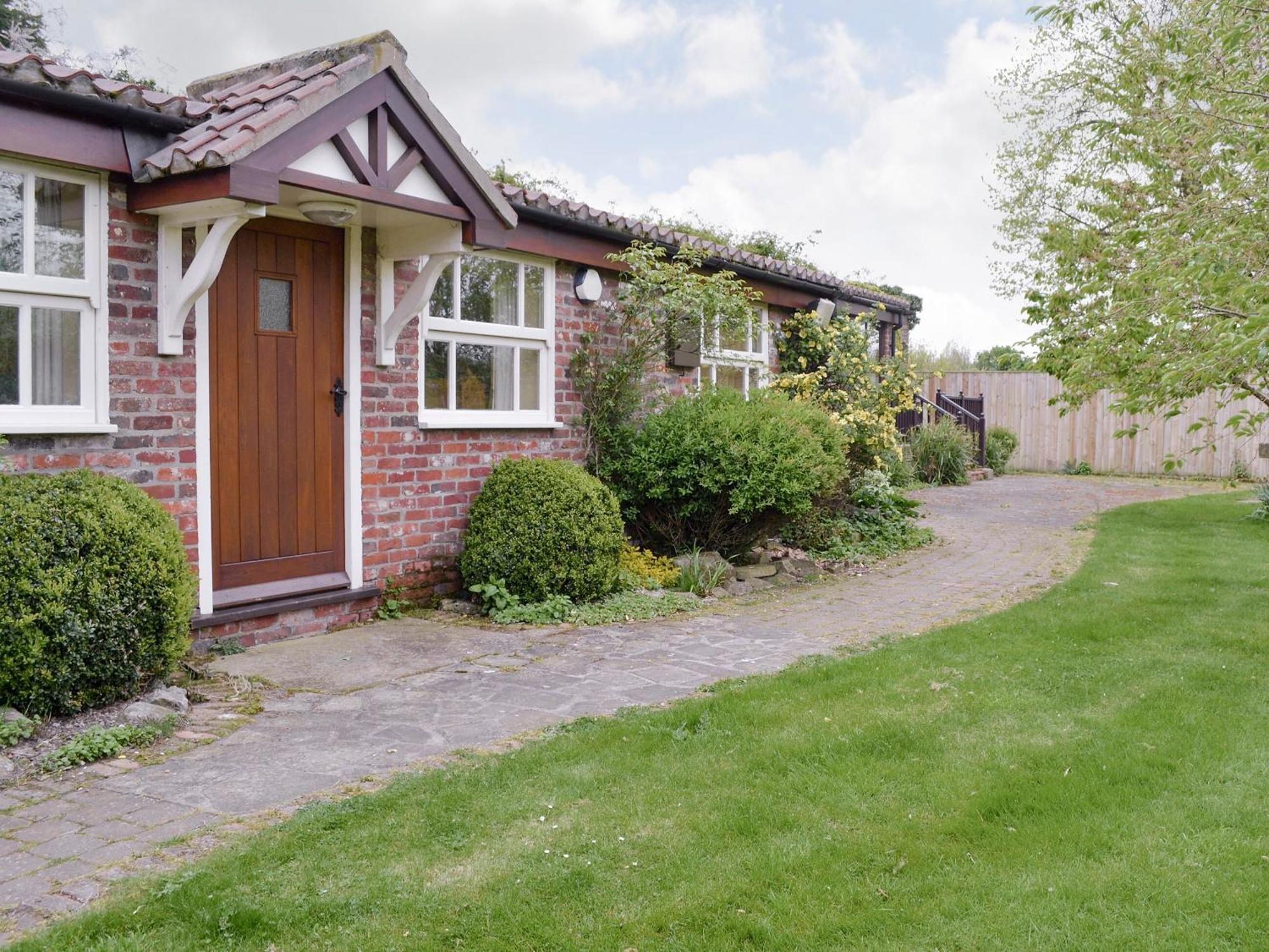 Walled Garden Lodge Ryehill Kültér fotó